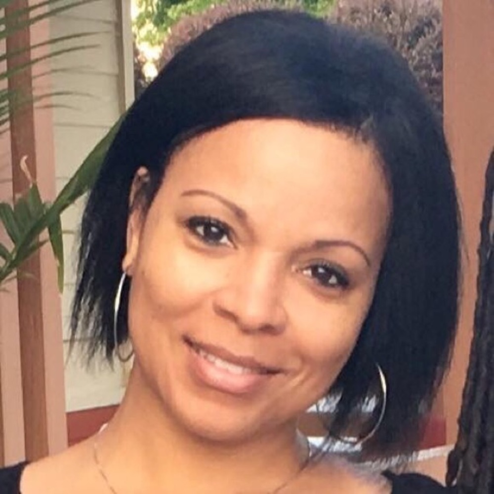 Meet your Posher, Chona